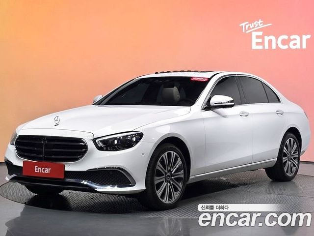 Mercedes-Benz E-Class 2023