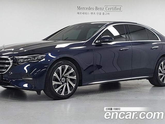 Mercedes-Benz E-Class 2024